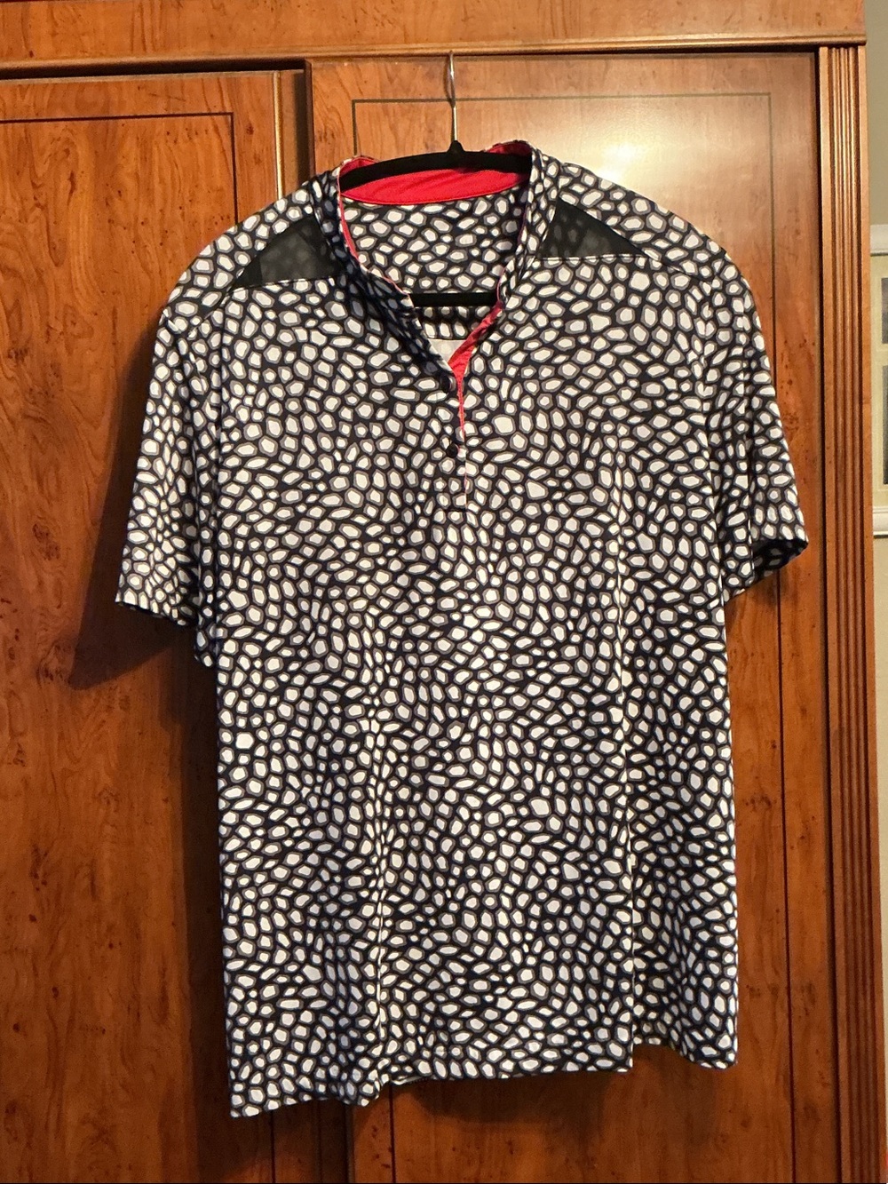 Women’s Black & White Patterned Short-Sleeve Polo with Red Trim
